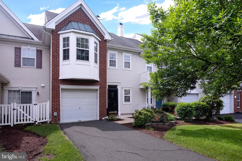 408 AMBERLEIGH DRIVE Pennington, NJ 08534