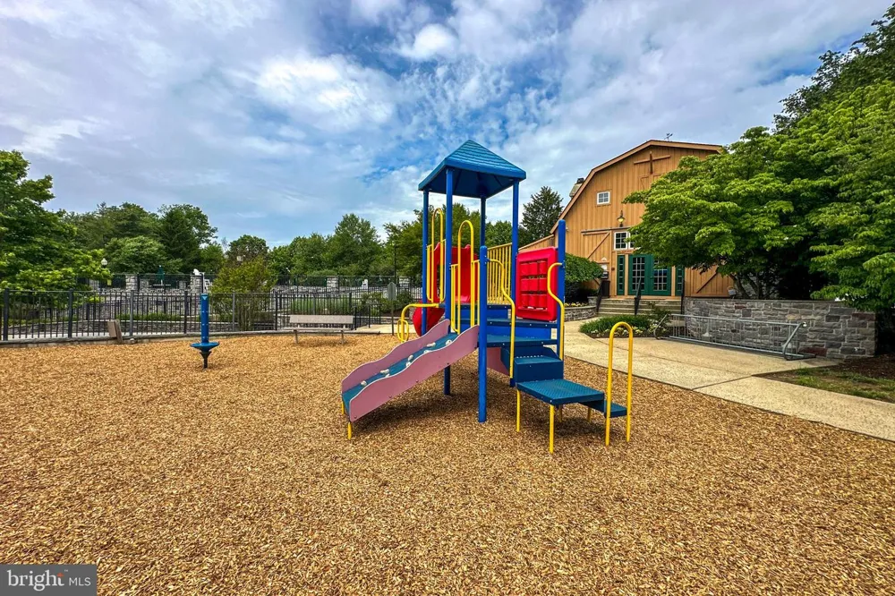 408 AMBERLEIGH DRIVE Pennington, NJ 08534