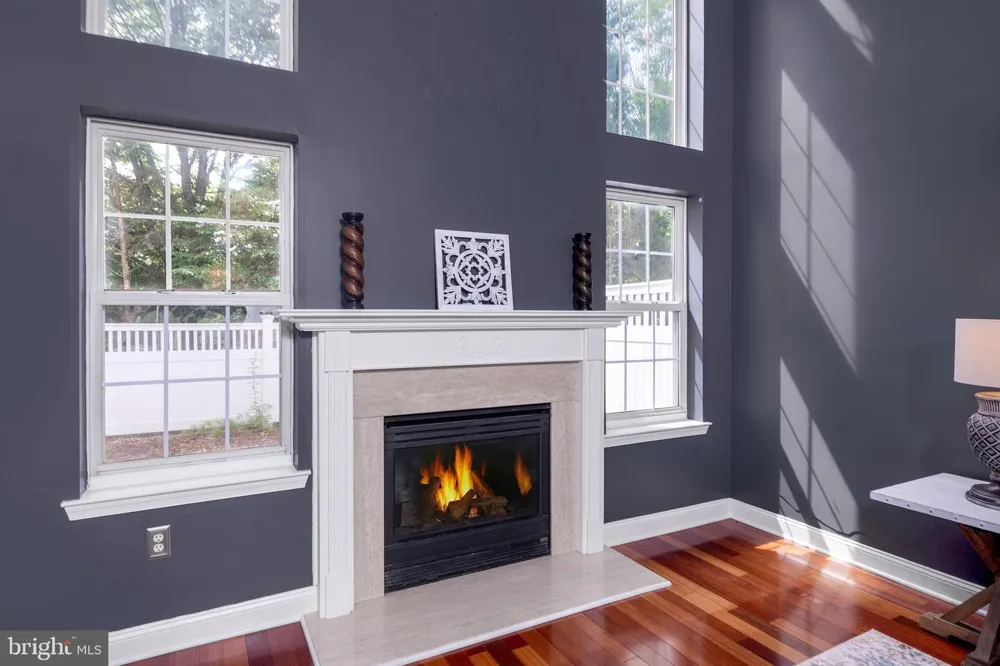 408 AMBERLEIGH DRIVE Pennington, NJ 08534