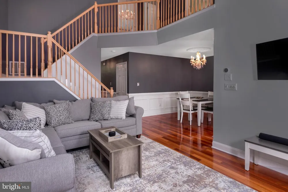 408 AMBERLEIGH DRIVE Pennington, NJ 08534