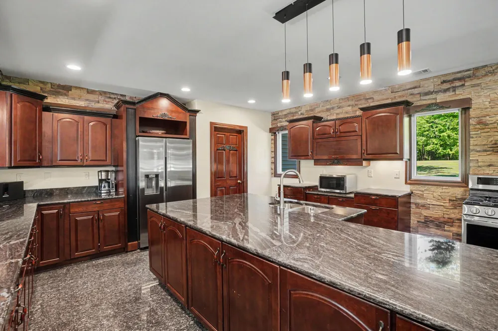1662 66th Street Fennville, MI 49408