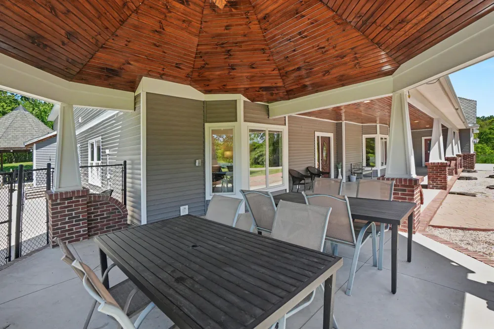 1662 66th Street Fennville, MI 49408