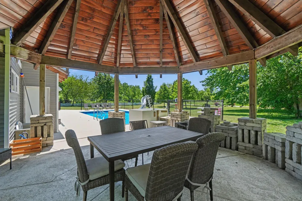1662 66th Street Fennville, MI 49408