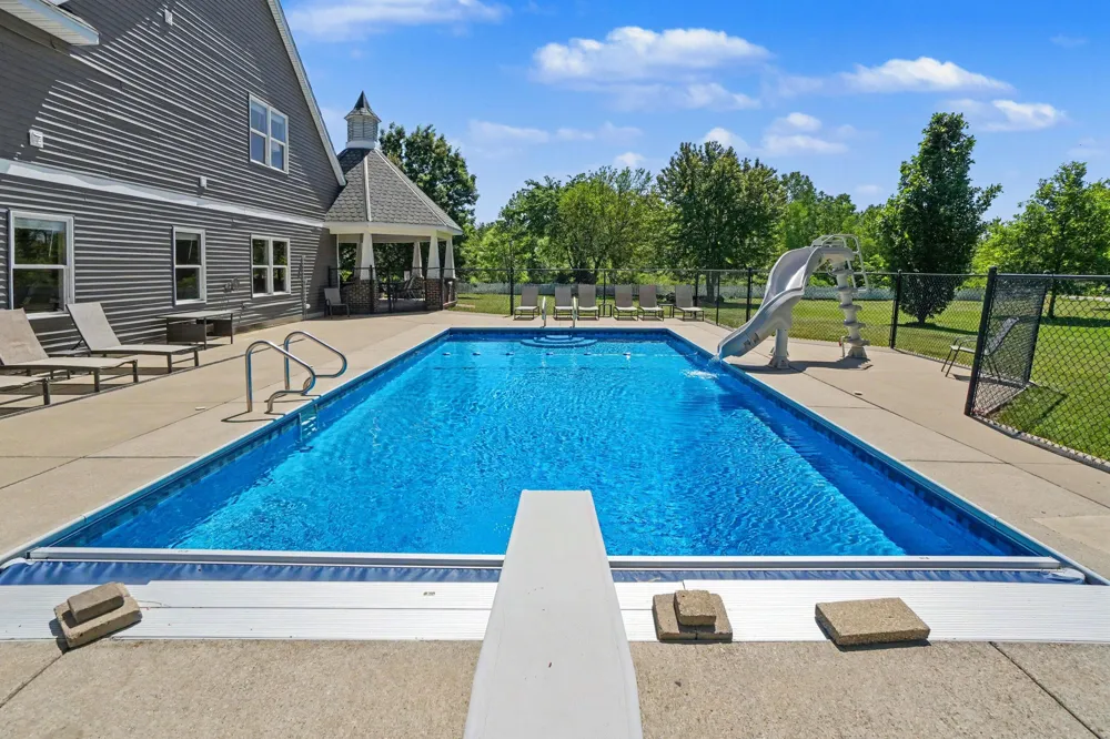 1662 66th Street Fennville, MI 49408
