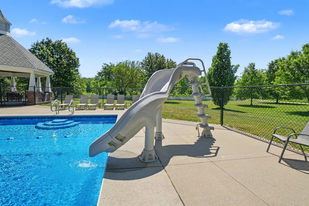 1662 66th Street Fennville, MI 49408