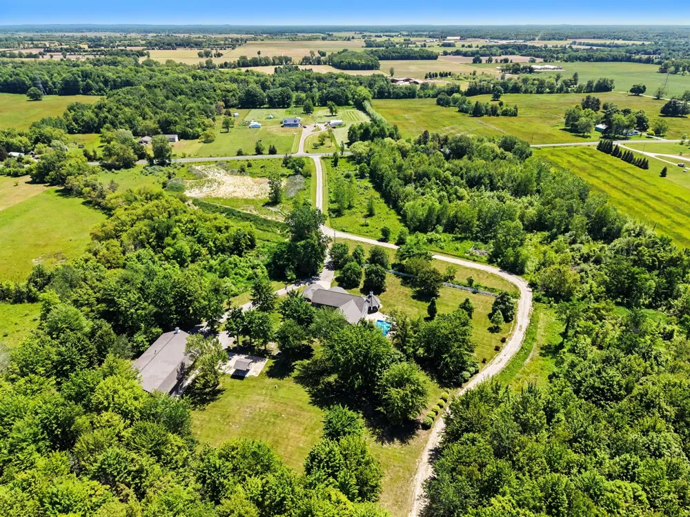 1662 66th Street Fennville, MI 49408