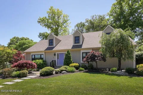 3 Baskenridge Drive