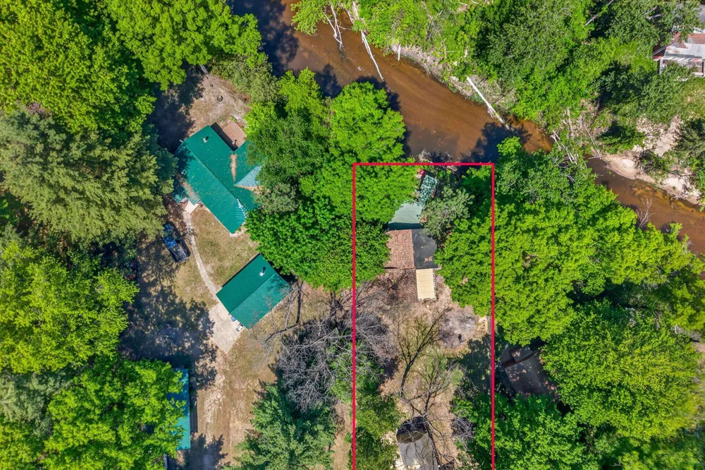 8538 W Haskell Lake Road Winterfield Township, MI 49665