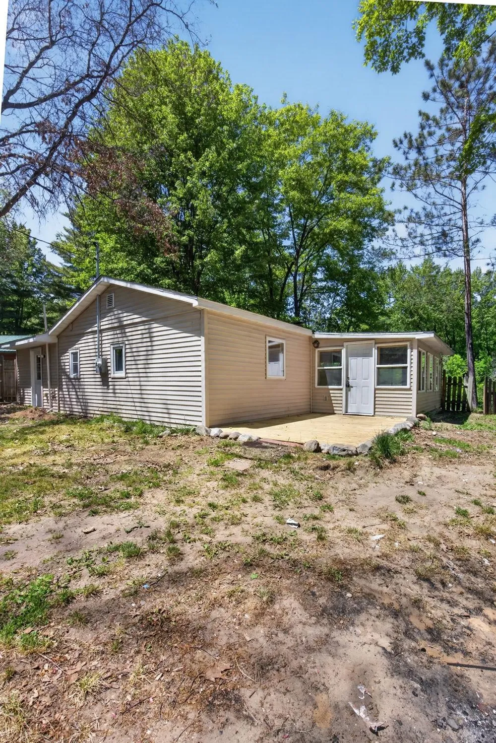 8538 W Haskell Lake Road Winterfield Township, MI 49665