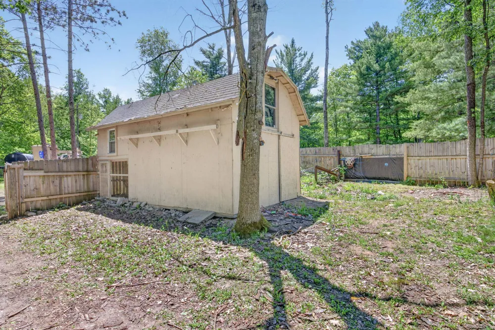 8538 W Haskell Lake Road Winterfield Township, MI 49665