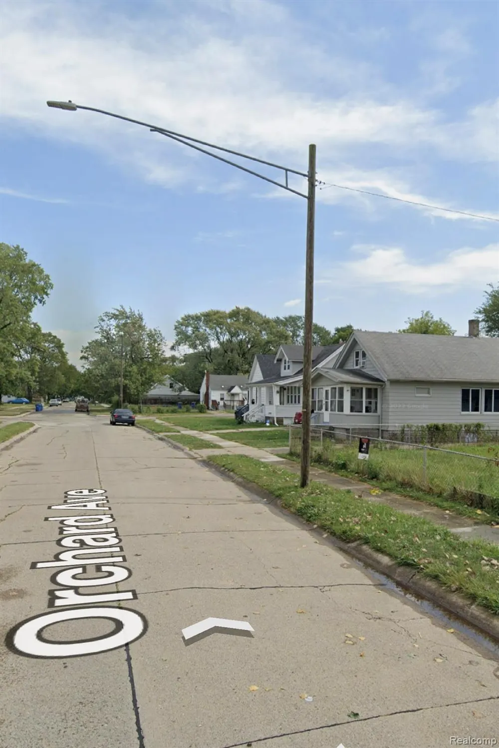6736 Orchard Avenue Warren City, MI 48091