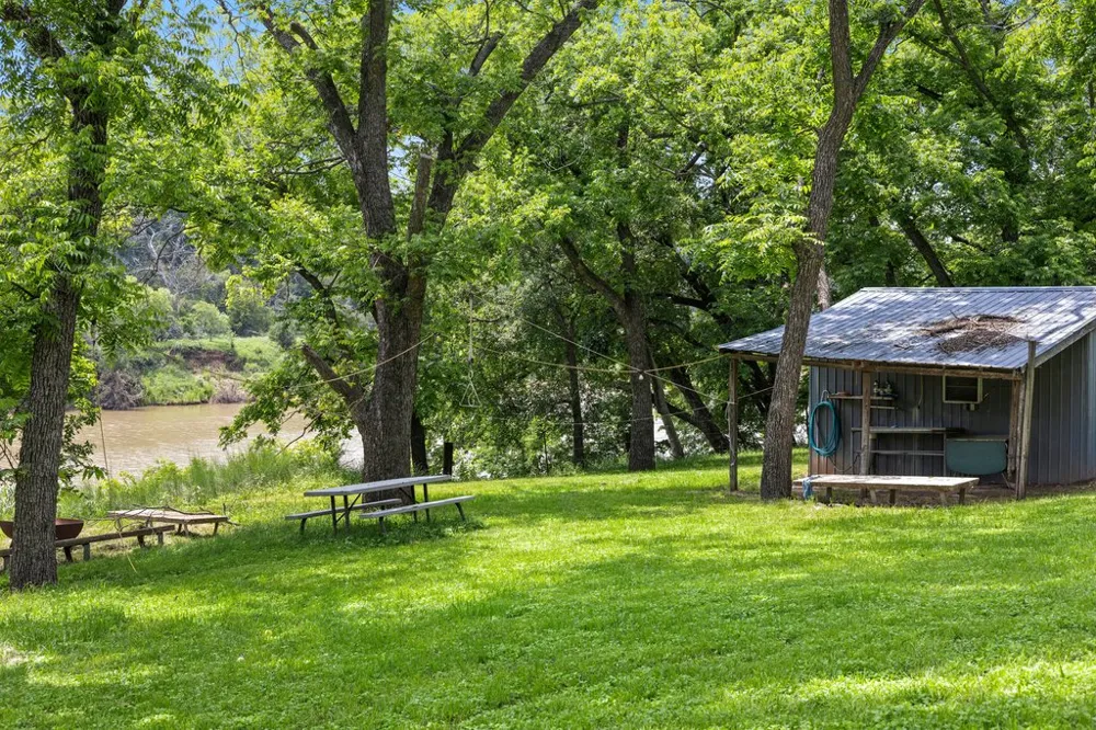 18855 FM 580 Lometa, TX 76853