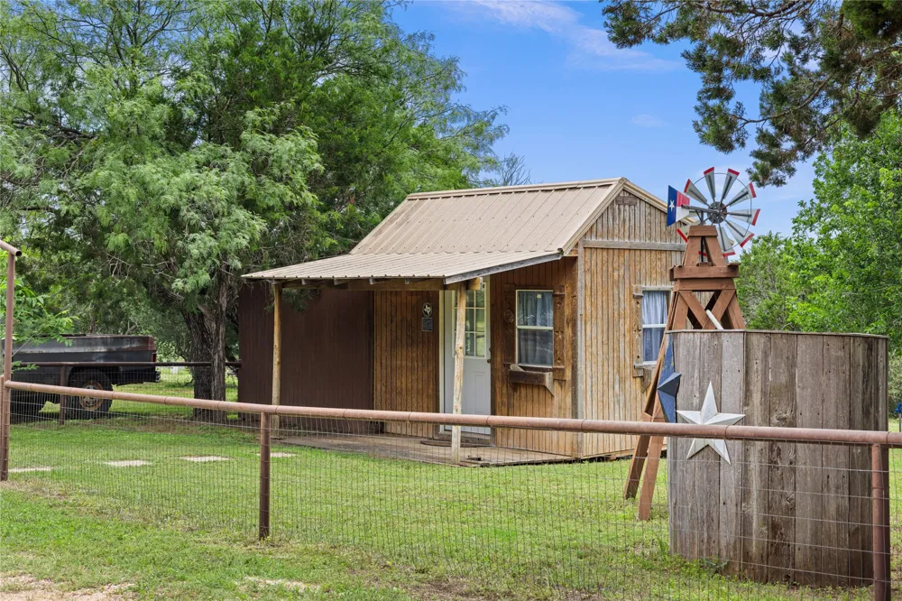 18855 FM 580 Lometa, TX 76853