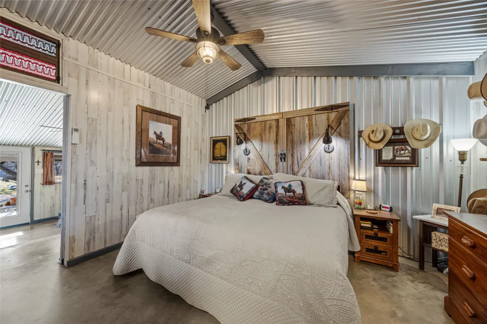 18855 FM 580 Lometa, TX 76853