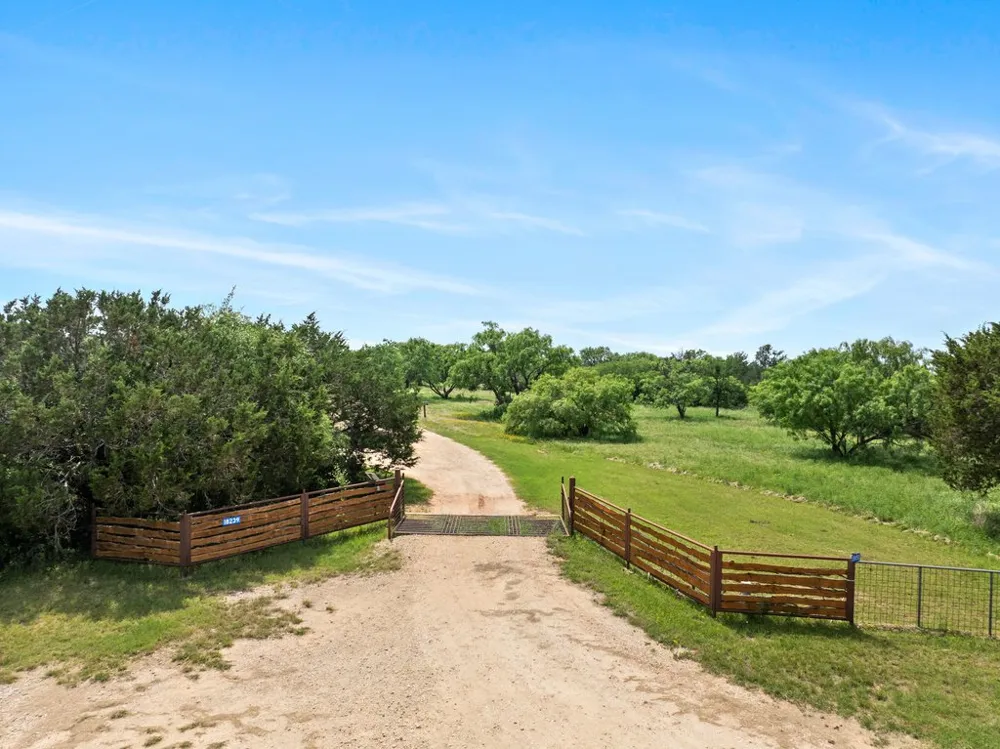 18855 FM 580 Lometa, TX 76853