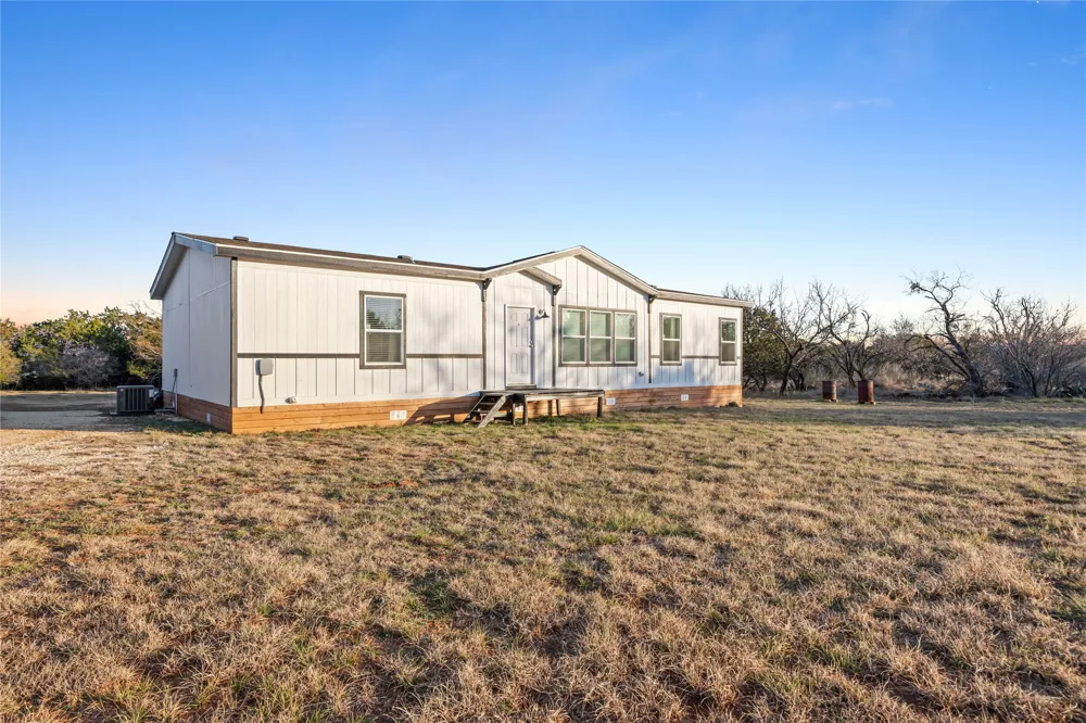 18855 FM 580 Lometa, TX 76853