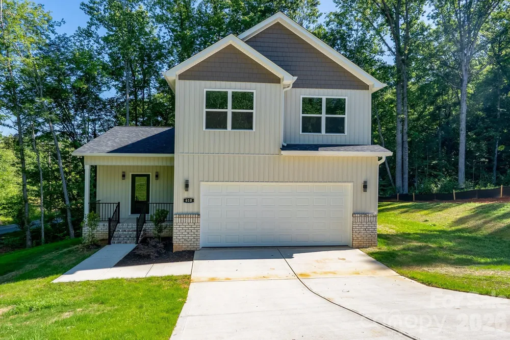 610 Queens Drive Dallas, NC 28034