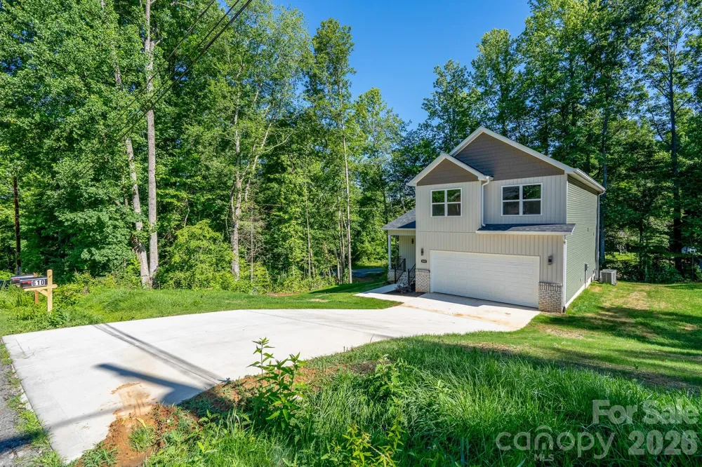 610 Queens Drive Dallas, NC 28034