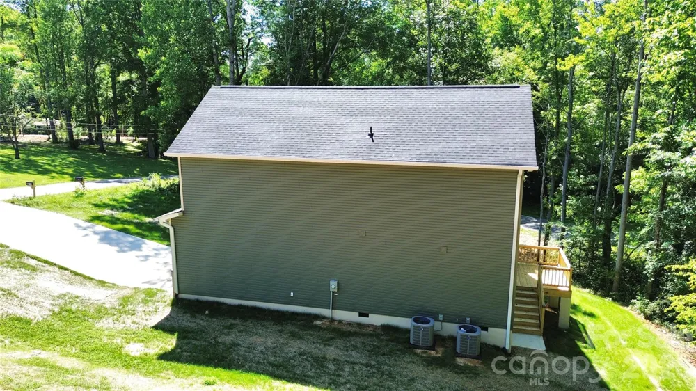 610 Queens Drive Dallas, NC 28034