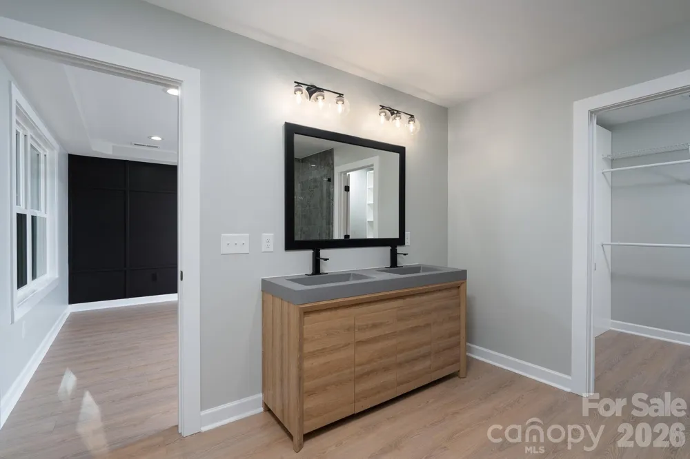 610 Queens Drive Dallas, NC 28034