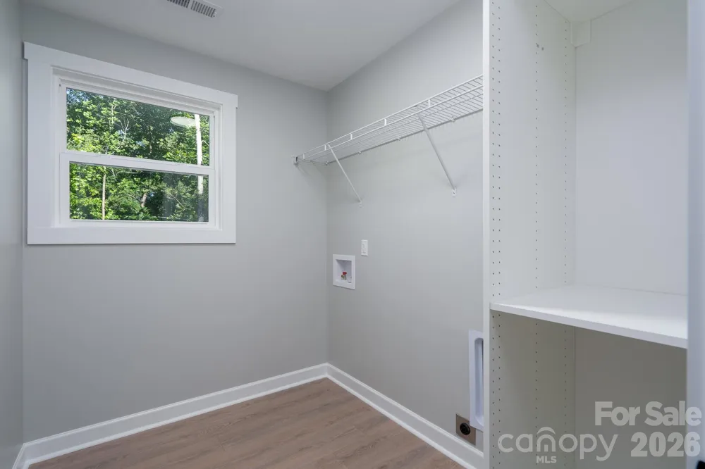 610 Queens Drive Dallas, NC 28034