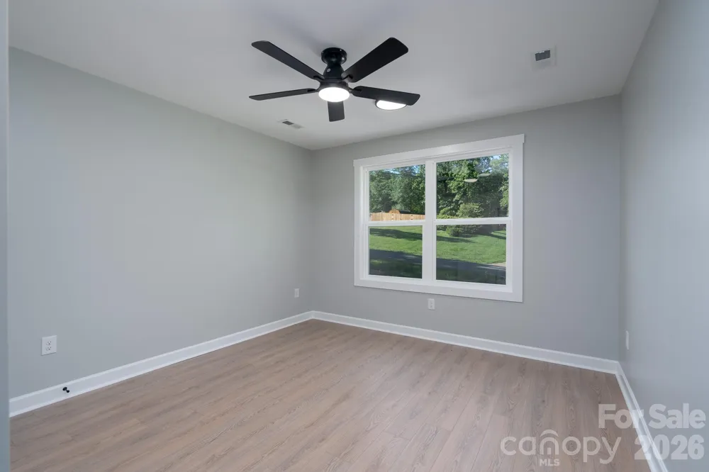 610 Queens Drive Dallas, NC 28034
