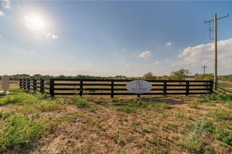 22 Creek Side Court