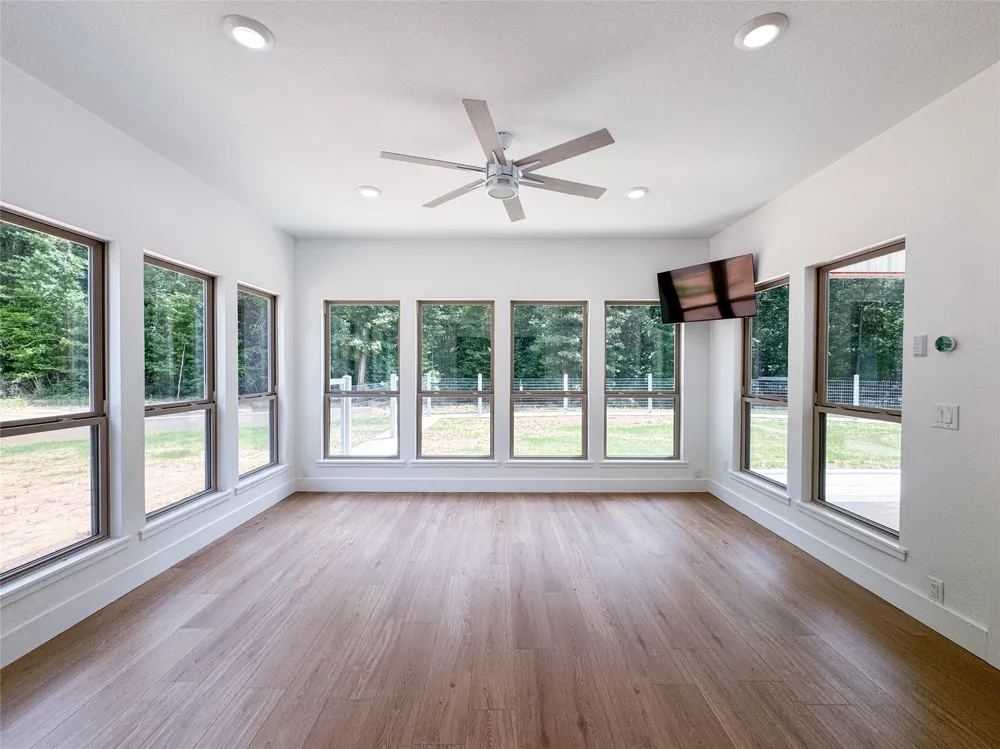 305 County Road 1145 Atlanta, TX 75551