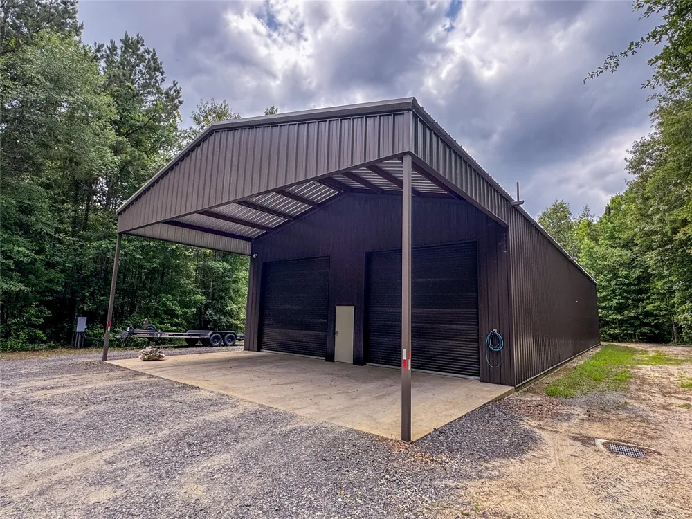 305 County Road 1145 Atlanta, TX 75551