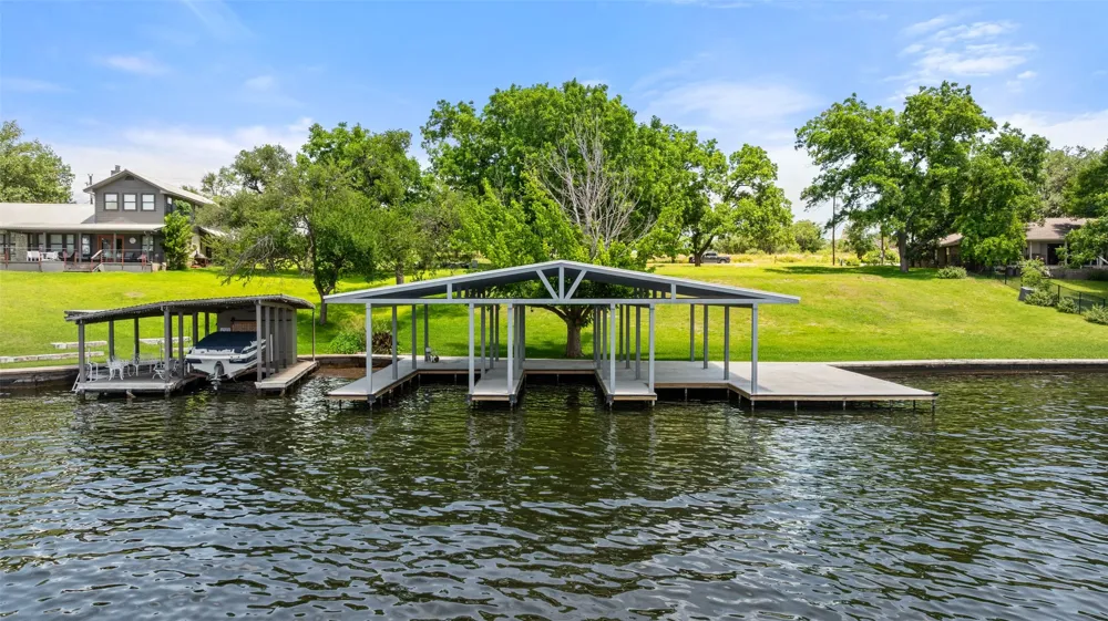 2 Williams Lakeshore Drive Kingsland, TX 78639