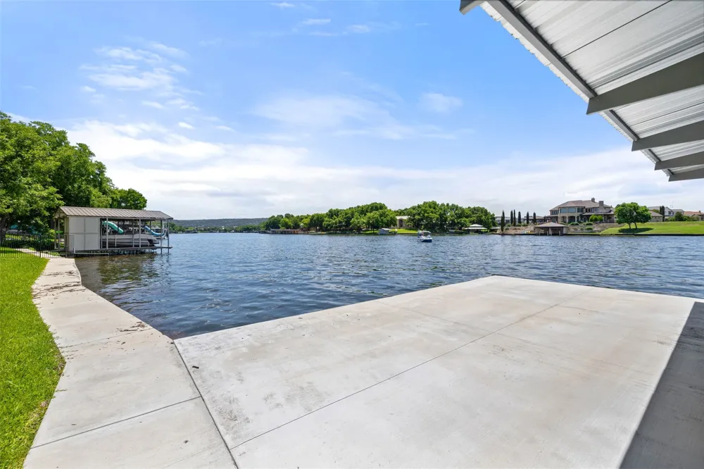 2 Williams Lakeshore Drive Kingsland, TX 78639