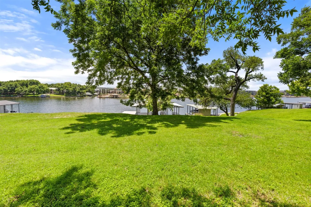 2 Williams Lakeshore Drive Kingsland, TX 78639