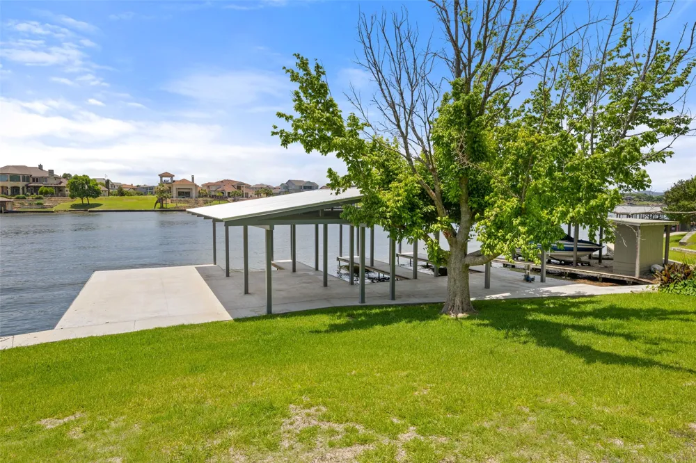 2 Williams Lakeshore Drive Kingsland, TX 78639