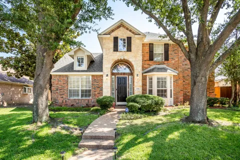 5916 Mossbrook Trail