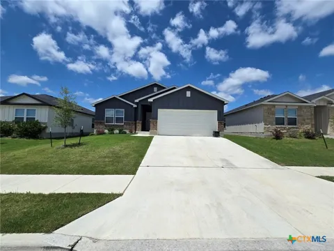 1051 Lexington Drive