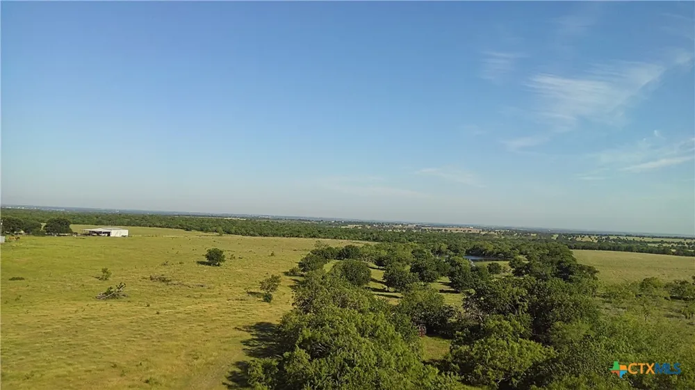 682 W Somers Lane Axtell, TX 76624