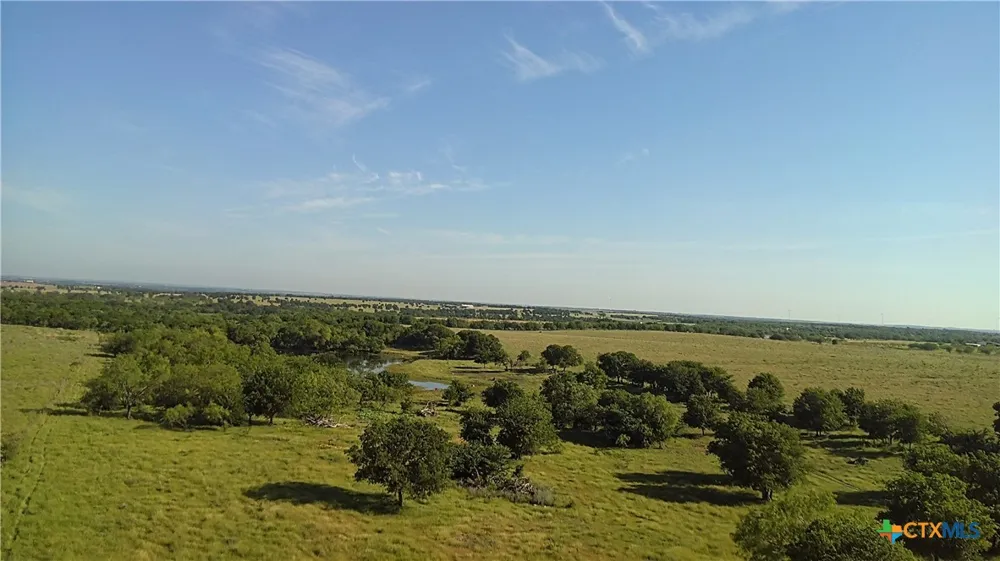 682 W Somers Lane Axtell, TX 76624