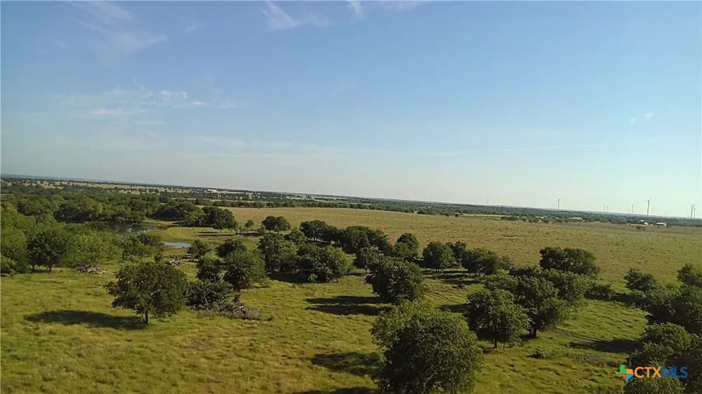 682 W Somers Lane Axtell, TX 76624