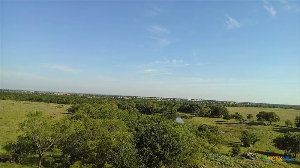 682 W Somers Lane Axtell, TX 76624