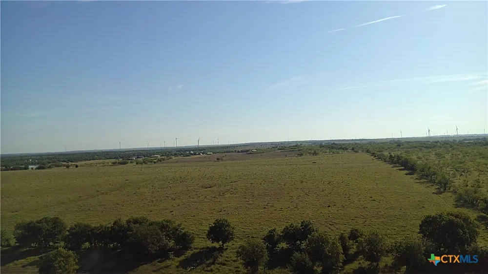 682 W Somers Lane Axtell, TX 76624