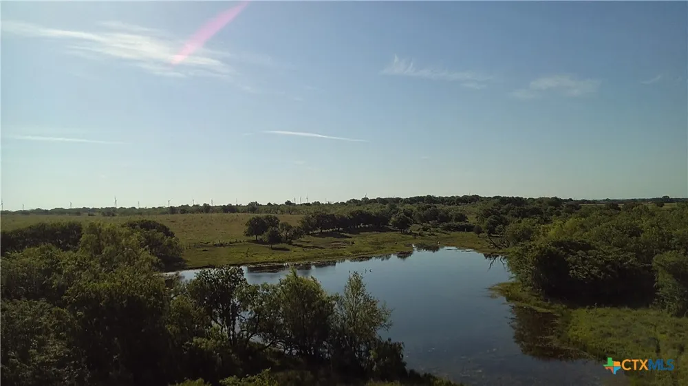 682 W Somers Lane Axtell, TX 76624