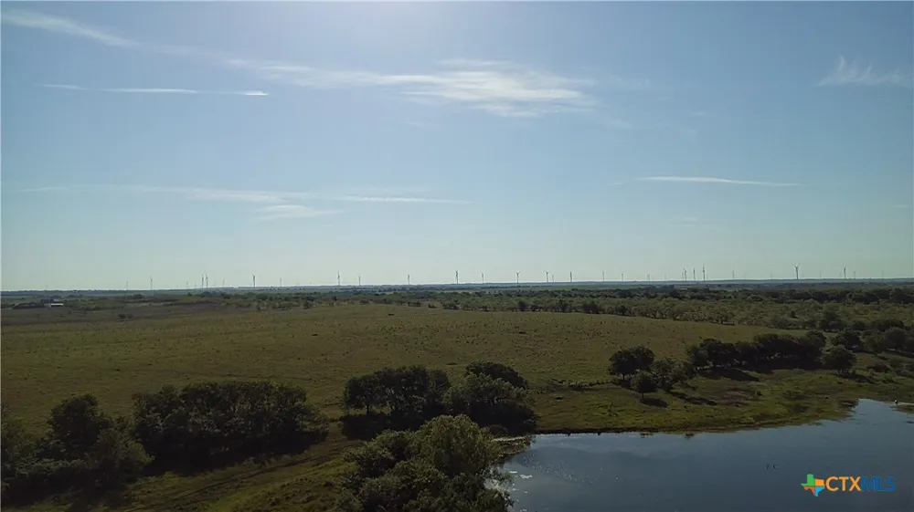 682 W Somers Lane Axtell, TX 76624
