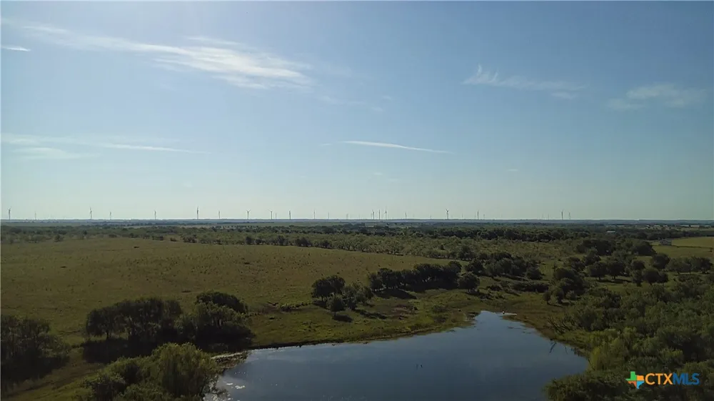 682 W Somers Lane Axtell, TX 76624