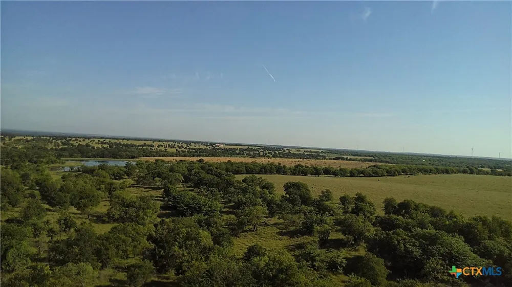 682 W Somers Lane Axtell, TX 76624