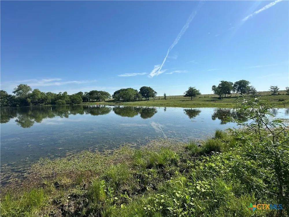 682 W Somers Lane Axtell, TX 76624