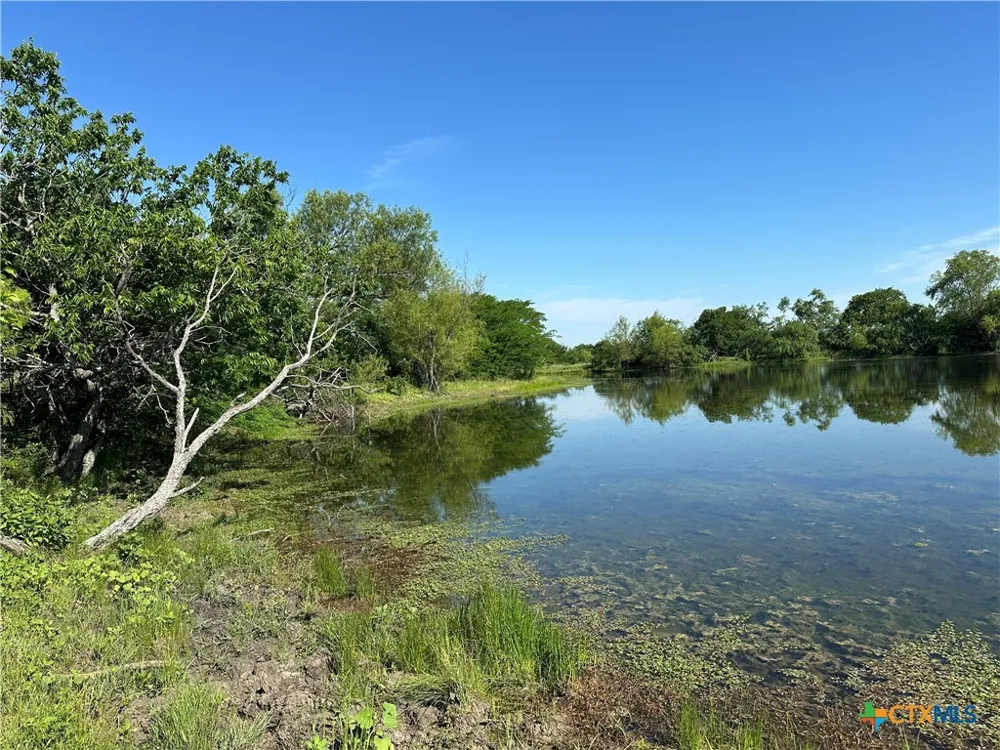 682 W Somers Lane Axtell, TX 76624