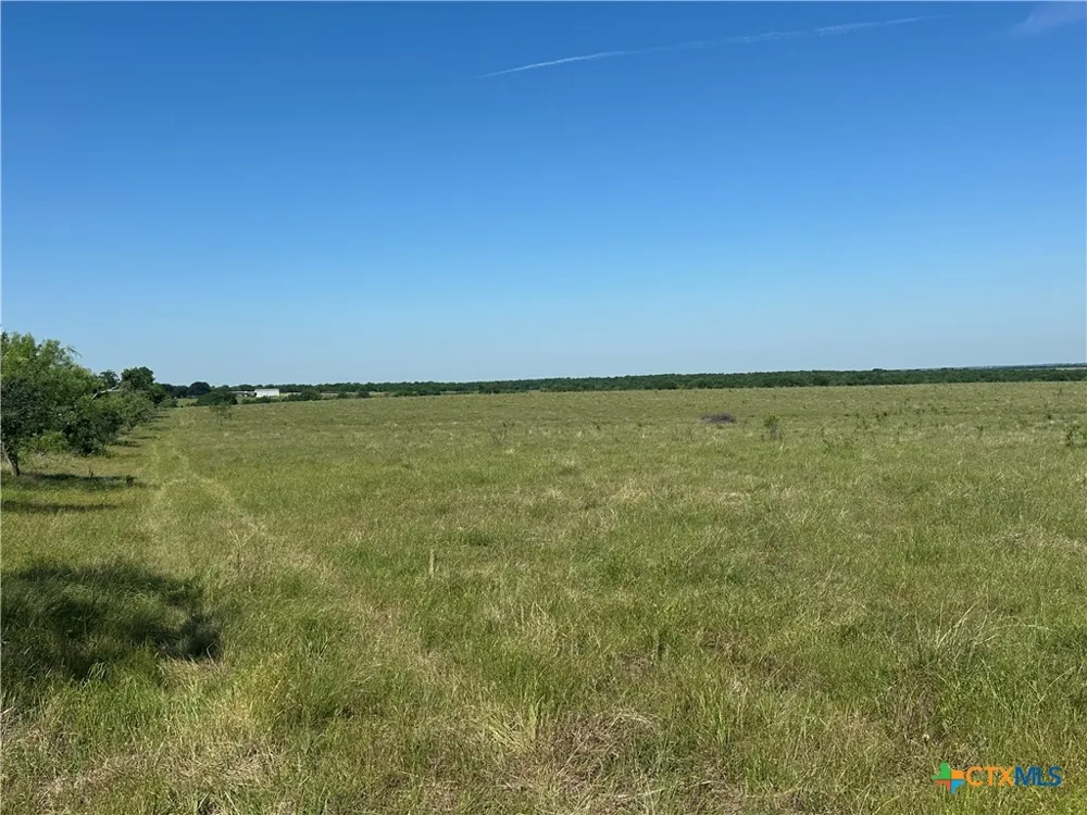 682 W Somers Lane Axtell, TX 76624