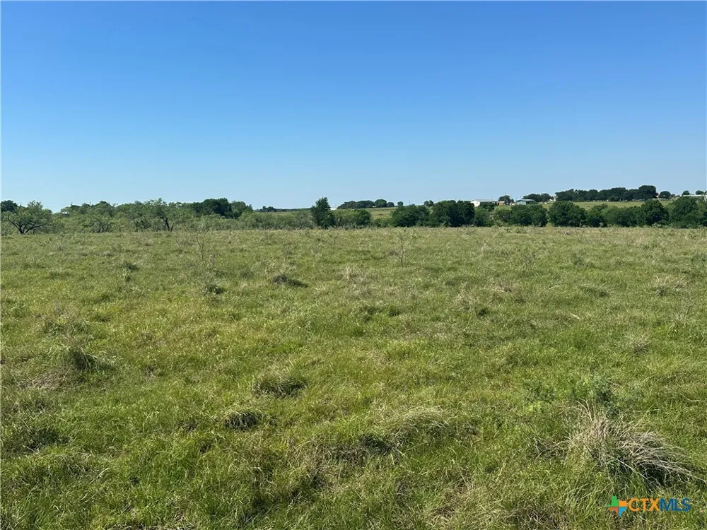682 W Somers Lane Axtell, TX 76624