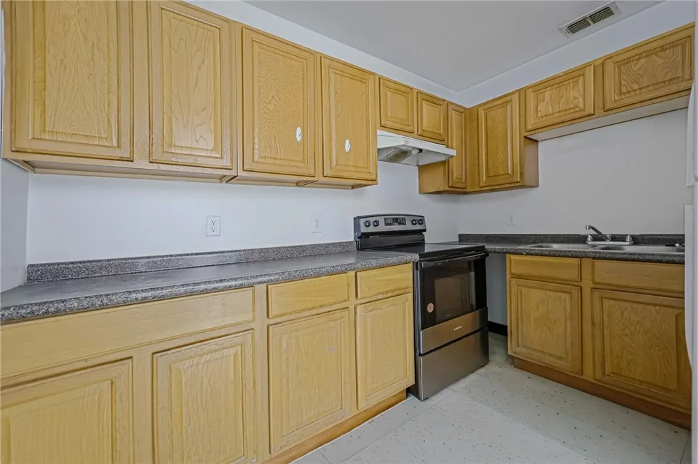 2621 Ayers Street Corpus Christi, TX 78404