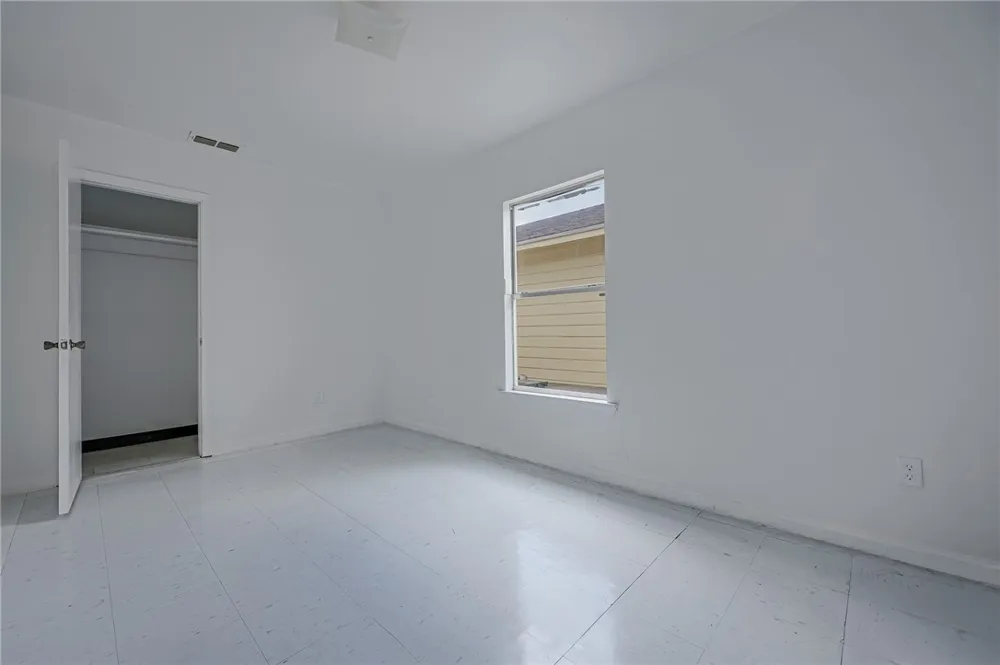 2621 Ayers Street Corpus Christi, TX 78404